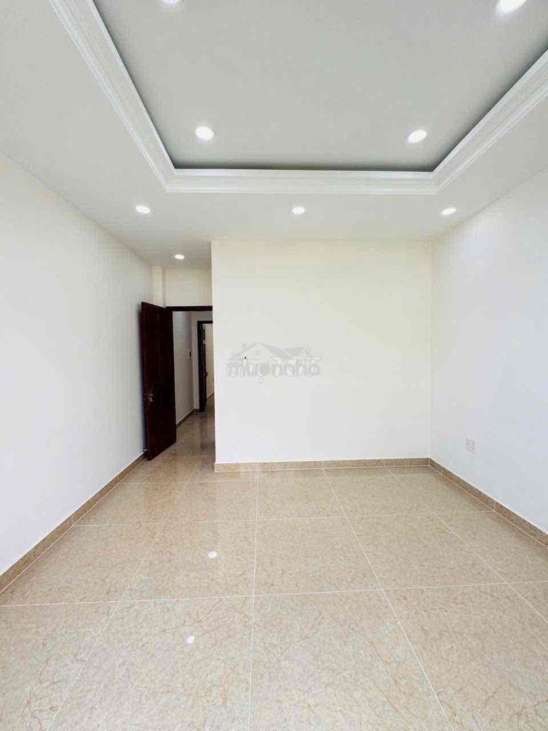 Nhà mới xây hẻm xe hơi tránh nhau, quốc lộ 13, hiệp bình phước - 4
