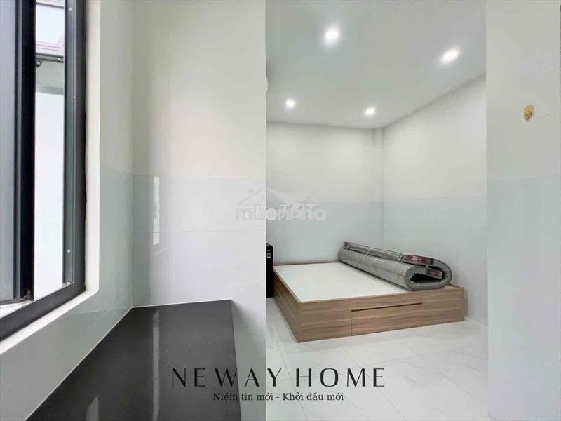 Studio cửa sổ trời sạch tinh tươm ngay gần cầu chữ y