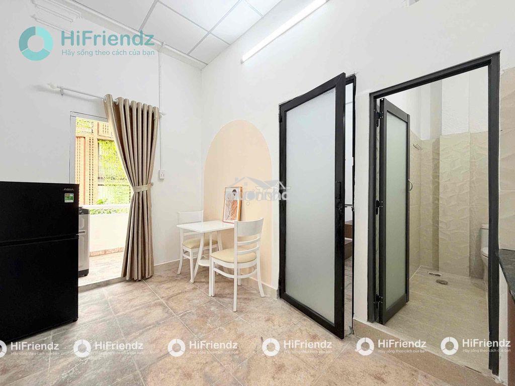 Can hộ 2 phòng ngủ - 1 pn - 60m2 - bancol bếp riêng - ngay sân bay - 3