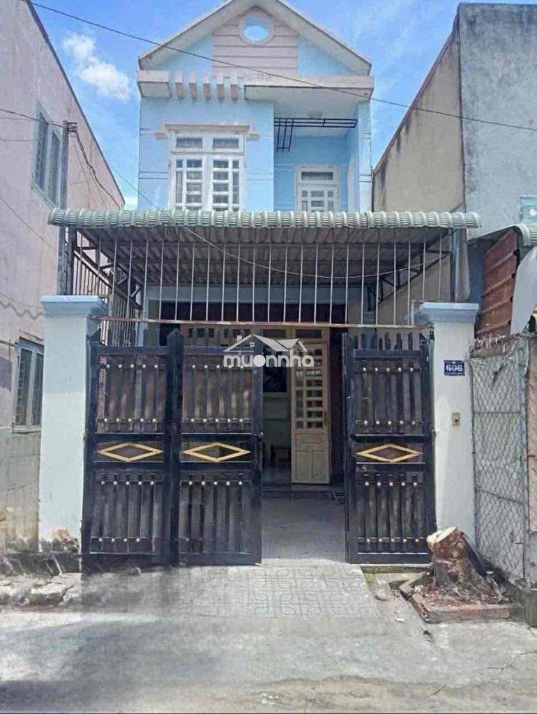 Cho thuê nhà bình hoà 4