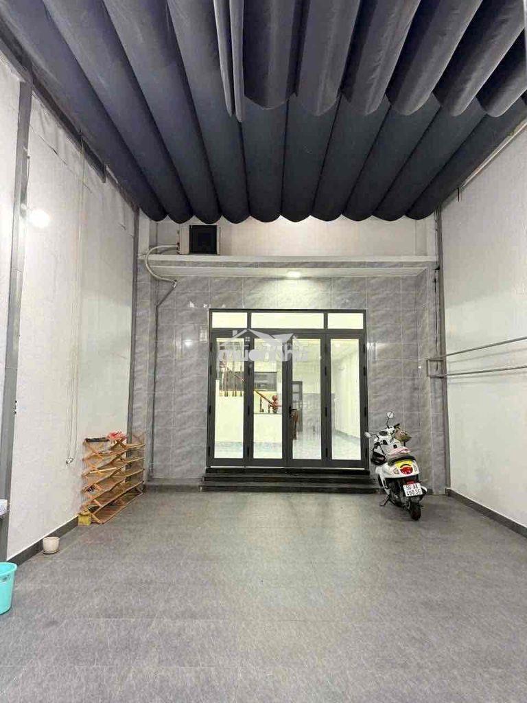 Cho thuê nhà trệt lầu đường nhựa 8 m thông gần siêu thị bigc ( go)