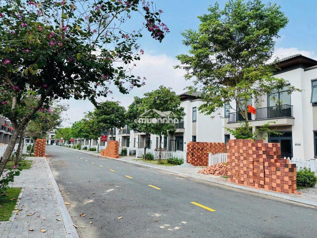 Chính chủ bán gấp căn đối diện công viên 1,68 tỷ - 2