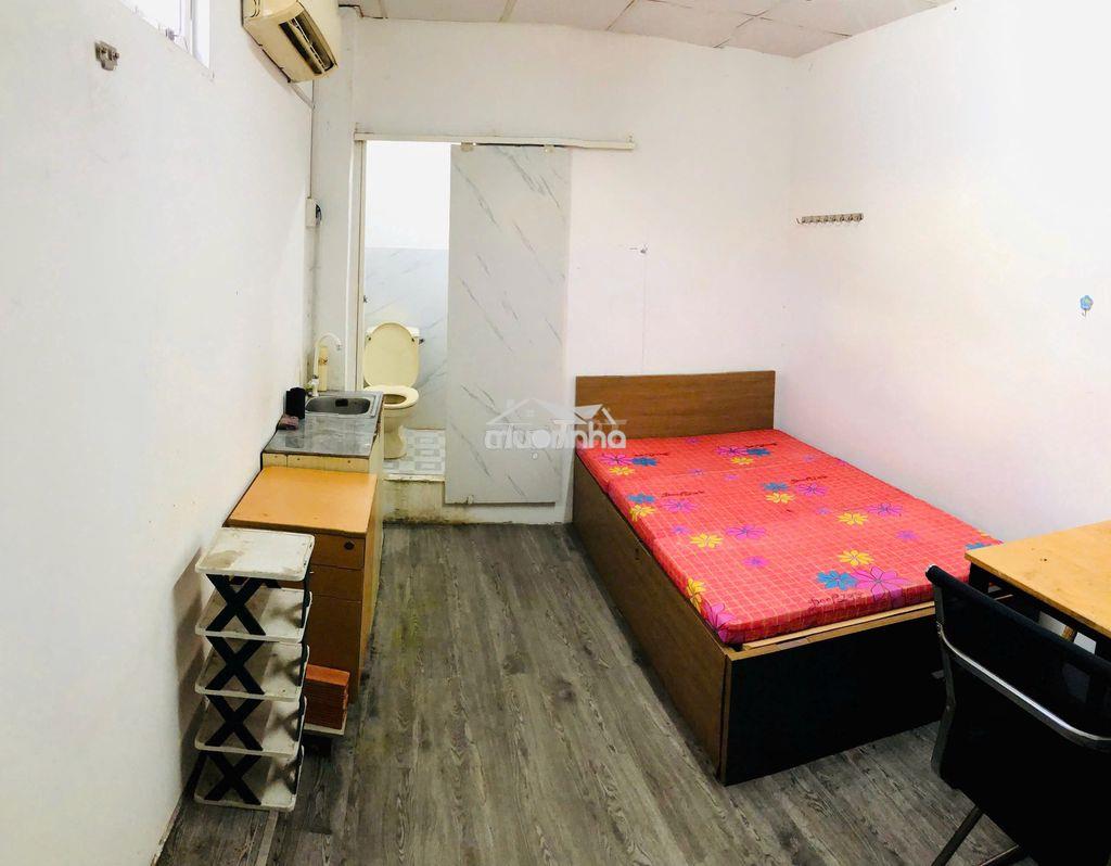 Phòng trọ 302 đường cộng hòa,q.tân bình - 2