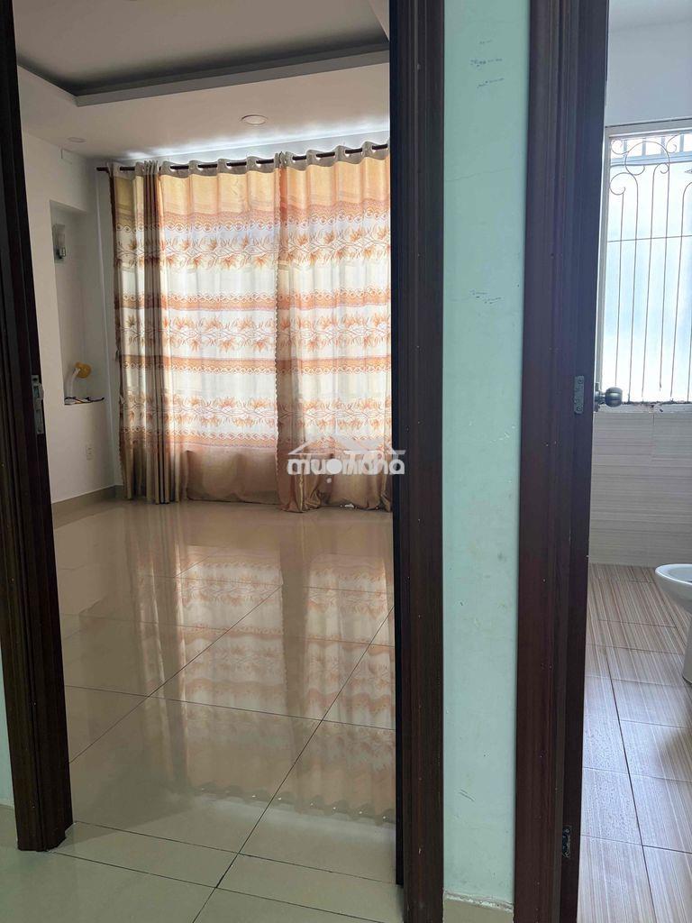 Nhà cho thuê 3,5 tấm. dt 5*10, gồm 4pn và 3 tollet. hẻm xe tải kd - 3