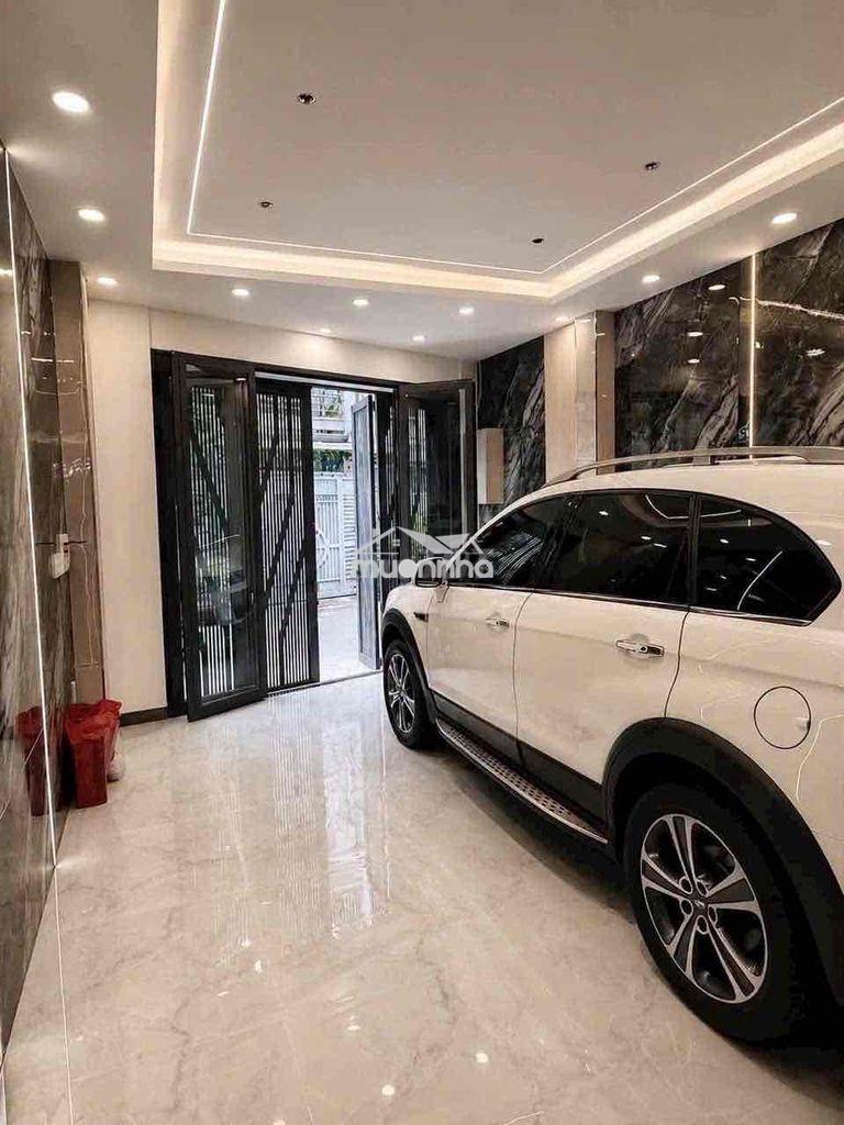 Căn *** cực đẹp có thang máy hẻm 10m huỳnh văn bánh p phú nhuận