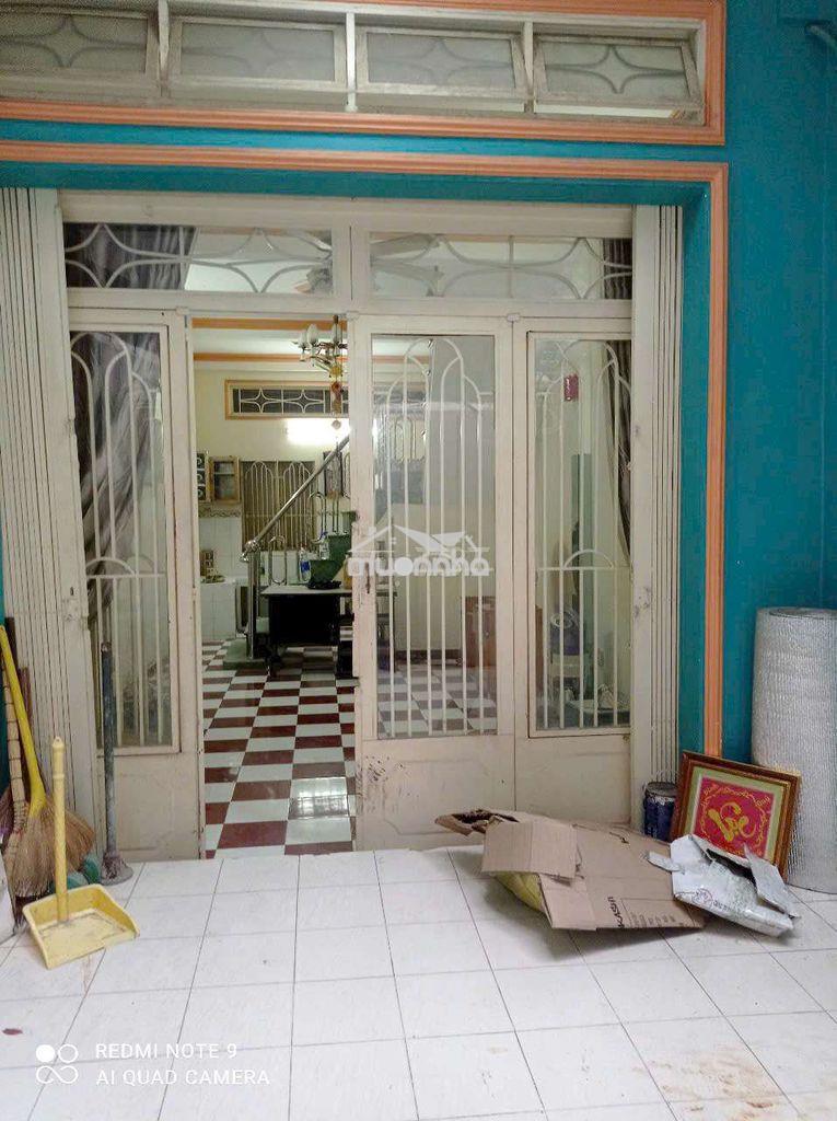 ✅✅Nhà có sân tám danh q.8 gần nhà thờ nam hải - 4