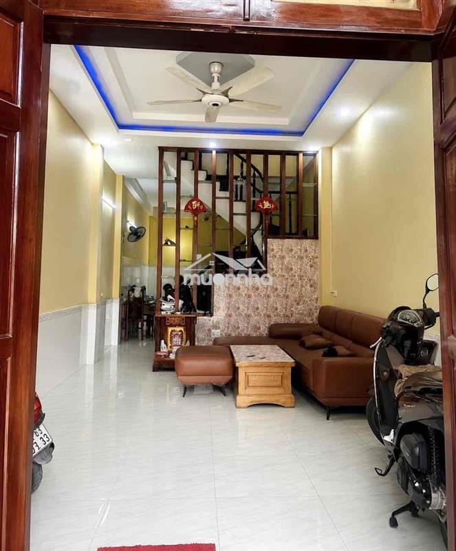 Nhà 3 phòng ngủ 2 lầu lò lu gần kcn cao, vinhome