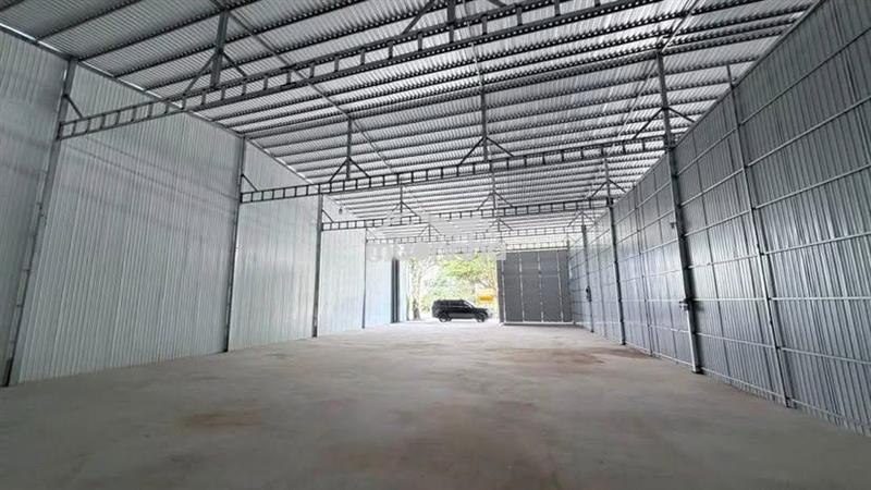 Cho thuê kho 416 m2 mặt tiền nguyễn văn linh có điện 3 pha
