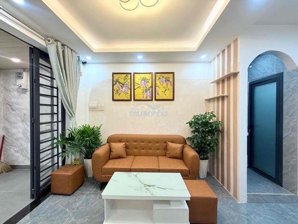 Nhà đẹp sát mặt t.iền lê quang định - 3.5*13m - 3 pn - nhỉnh 6 tỷ - 3