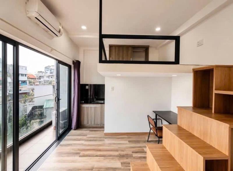 Cho thuê căn hộ có thang máy, ban công, duplex( dạng gác ) gần ngã tư phú nhuận