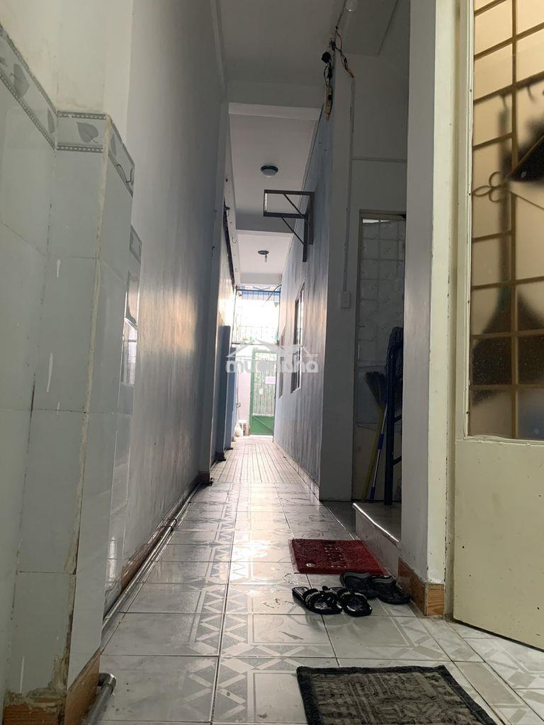 Phòng trọ gần chợ hoàng hoa thám có máy lạnh - 4