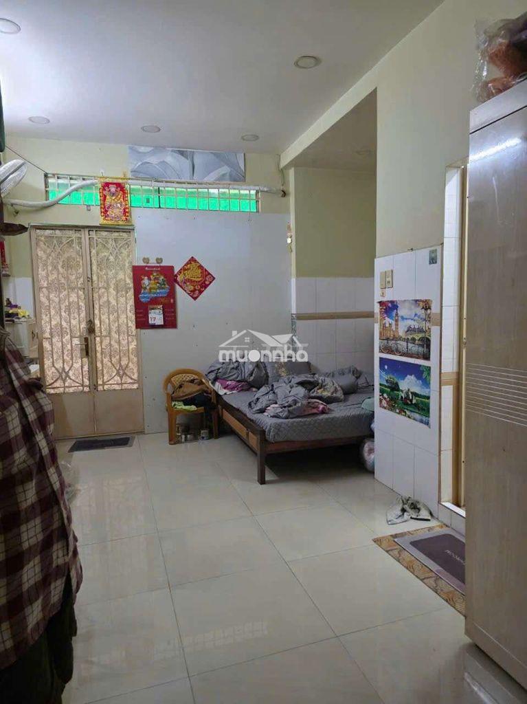 Nhà 2 tấm hxh gần ngay lê đại hành và đường 3/2, khu an ninh, sạch sẽ. - 2