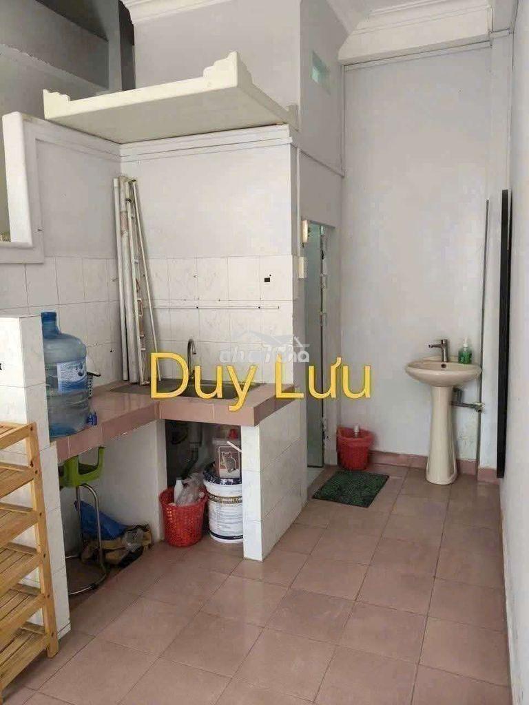 Cho thủe nhà cach mat tien 1 căn, h3g, cmt8 q.3 - 3