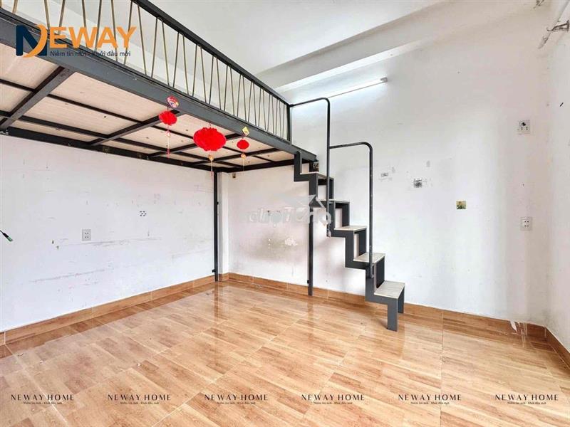 Duplex có ban công rộng 30m2 gần đh văn hiến - đh hồng bàng - giáp q10