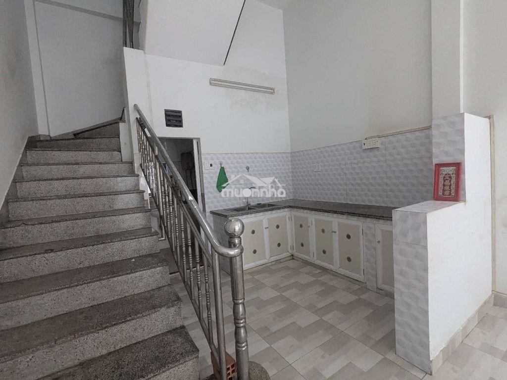 Nhà 3 tầng sân thượng hẻm tải tiện ở văn phòng công ty  - 3