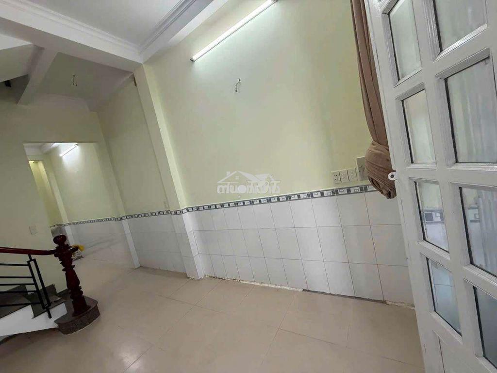 Nhà hương lộ 2 [5x11, 1 lầu, 2pn, 2toilet] 7,9tr/tháng - 2