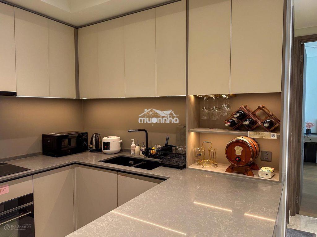 Cần cho thuê căn 2 phòng ngủ 2wc sky center, nhà đẹp - 2