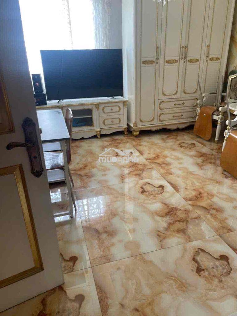 Đh tài chính marketing 8pn 1mb 5wc ( 2 căn 2pn 1 penhouse 4 căn stuidi - 4