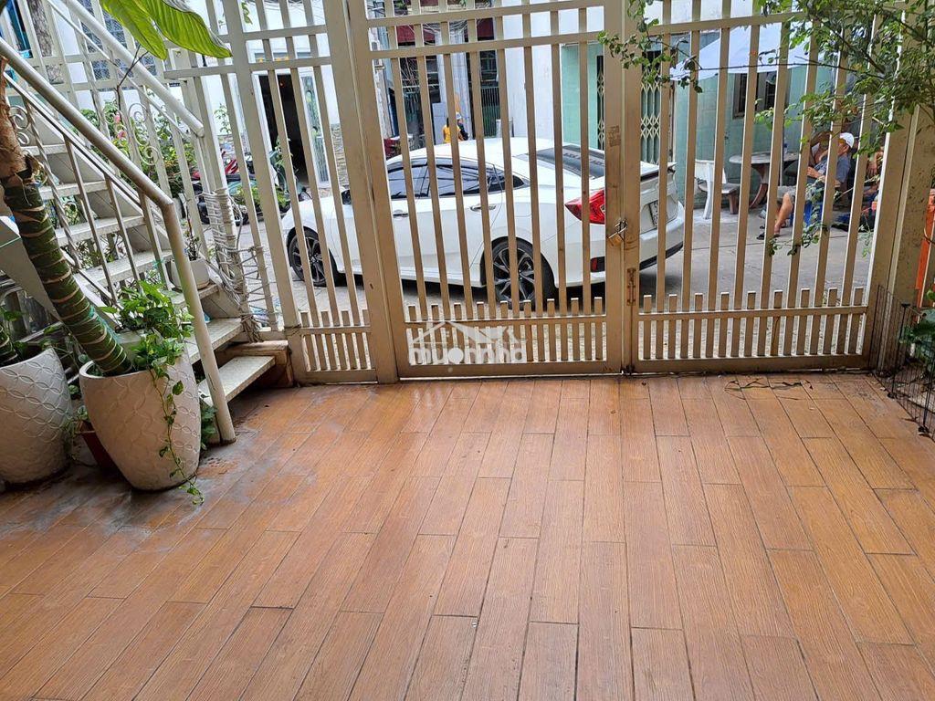 Cho thuê nhà 7x28 3l nguyên căn đường lạc long quân, phường 5, quận 11 - 3
