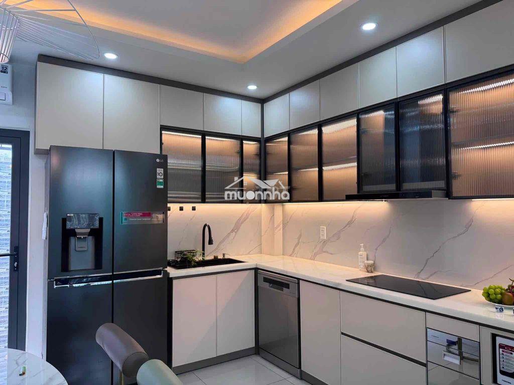 Nhà 1 trệt 2 lầu mới đẹp sẵn nội thất  gần global city - 3