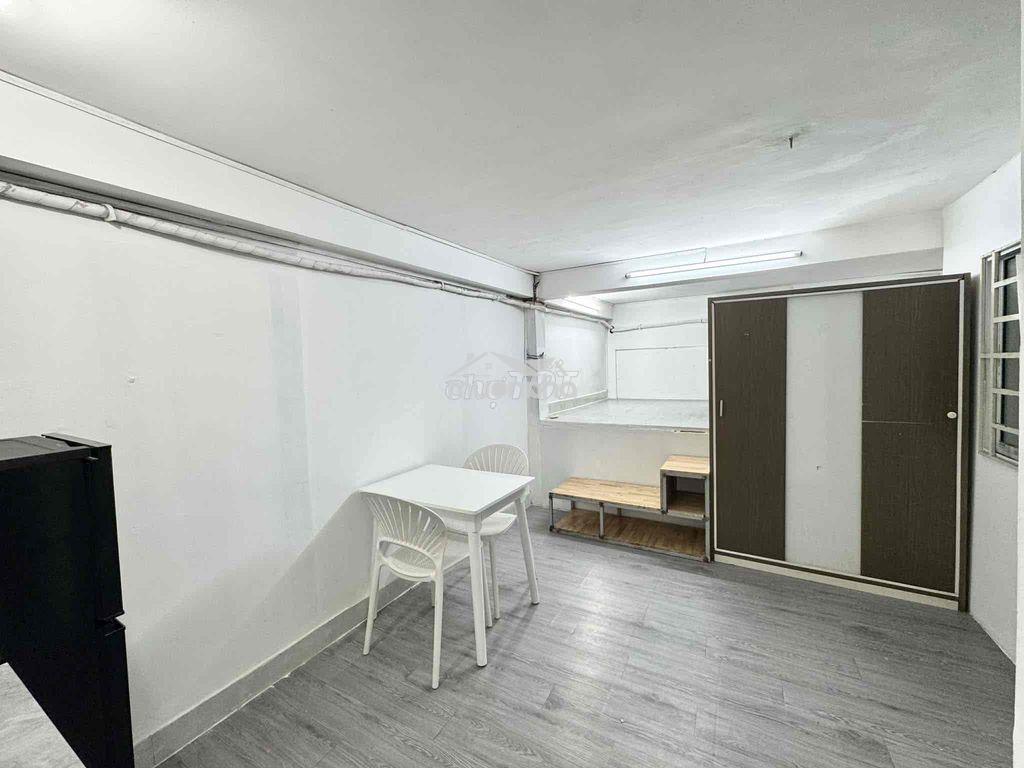 Phòng công hoà 35m2 , full nội thất máy giặt chung - 4