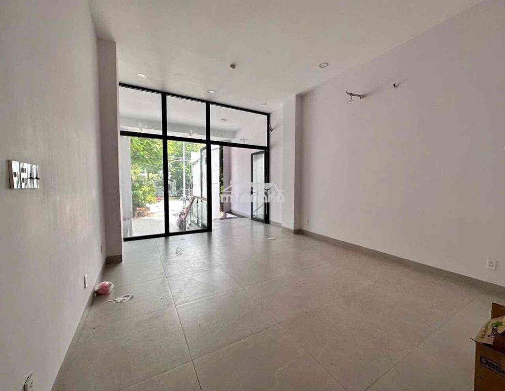 🔥Đối diện trường học viện cán bộ - sầm uất - lối đi riêng - vỉa hè rộg - 4