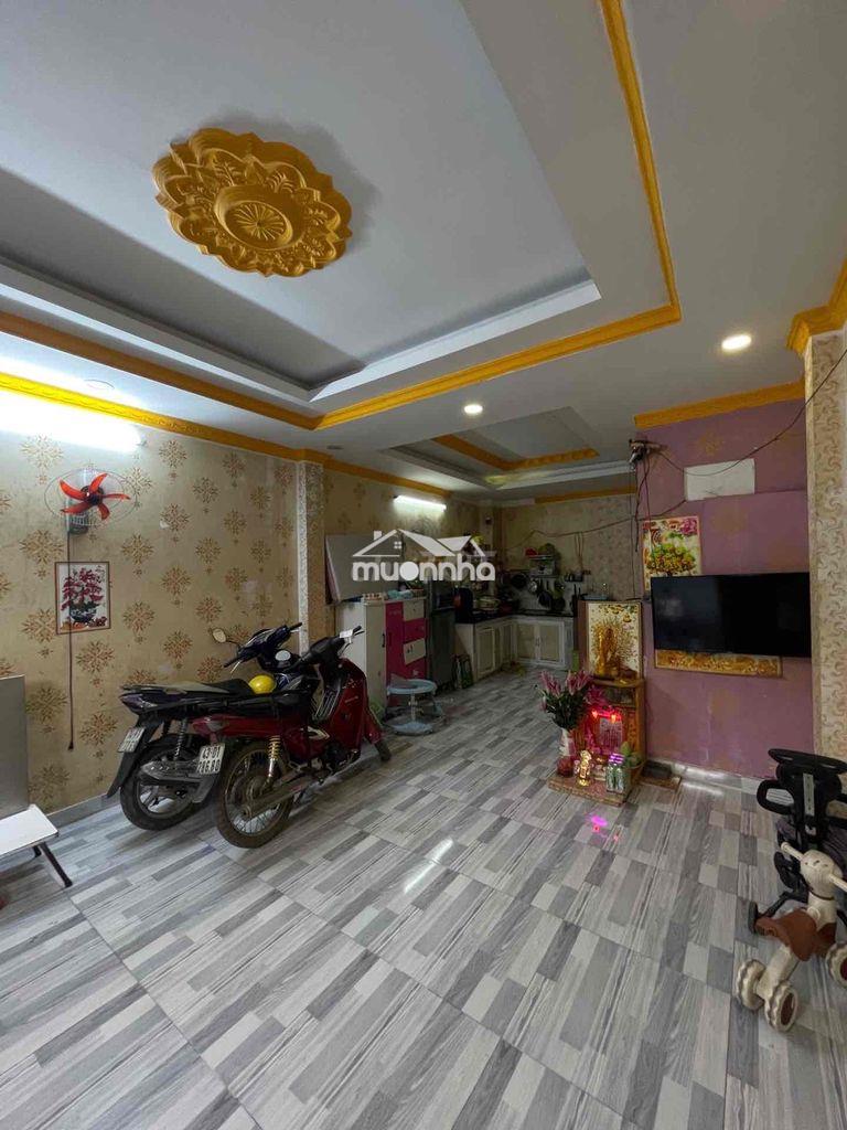 Chỉ hơn 2 tỷ, gần aeon tân phú, chợ 26/3, kênh tham lương ,dt 4x10