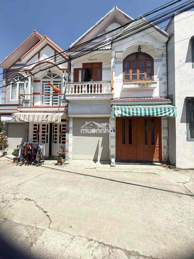 Nha ngõ hẻm, 90m2 , 3 phòng ngủ, đường 768 , biên hoà , đồng nai