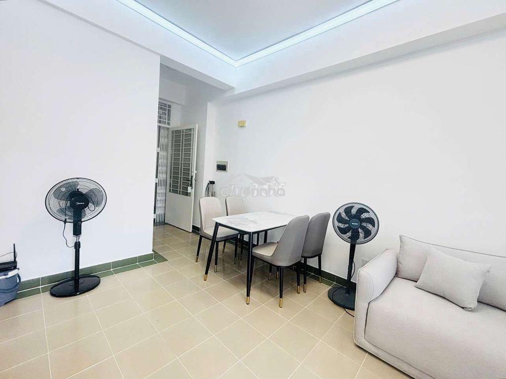 Căn hộ có sổ hồng 2pn đầy đủ nội thất - chung cư phú thọ quận 11  - 2
