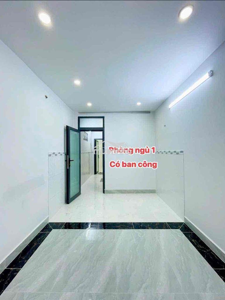 Nhà đẹp cần bán đường đoàn văn bơ f18 q4 - 2