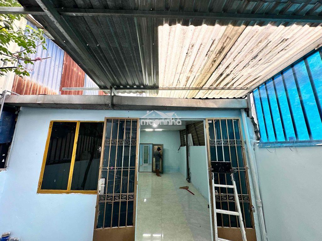 Nhà cho thuê 4x18, hẻm xe hơi, khu dân trí cao. 176/27a tx25. quận 12 - 2