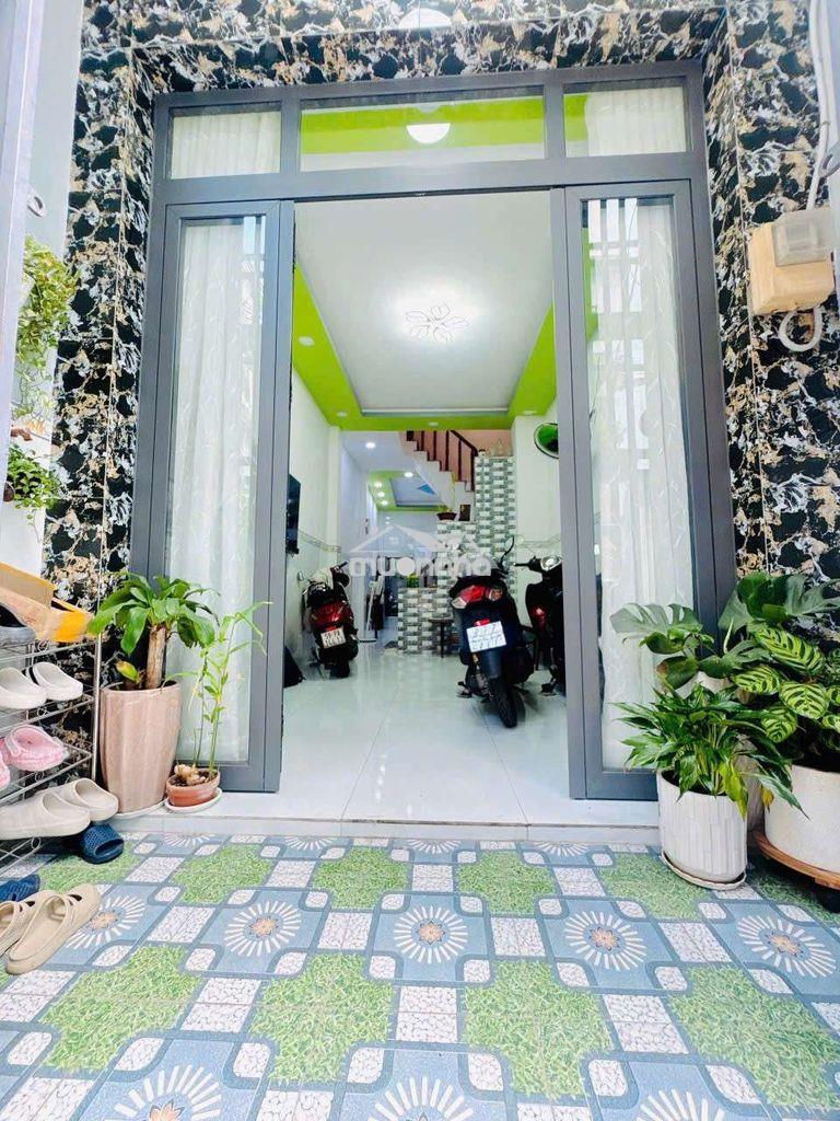 Nhà đẹp 2 lầu hẻm ba gác - 2