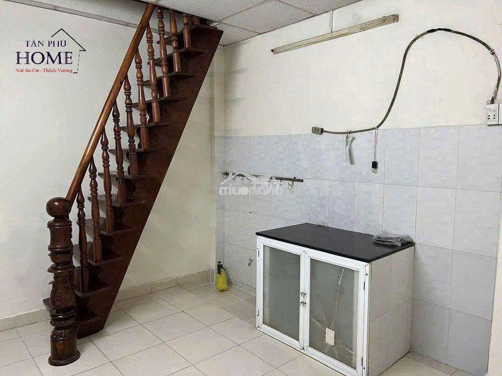💥 Giá rẻ hiếm có! nhà hẻm 3m thông dương đức hiền -trệt gác giá 7 tr - 2