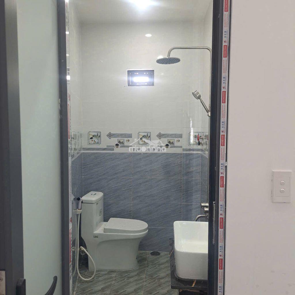 Bán nhà mới 100% ngay trường học cấp 1 thới hòa - 3