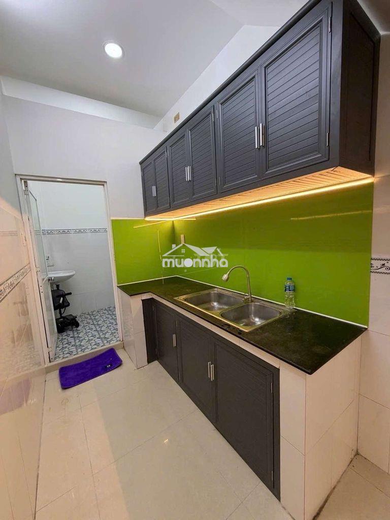 Nhà đẹp quận 5, trung tâm nhiều tiện ích, dọn vào ở ngay, giá 5.x tỷ - 3