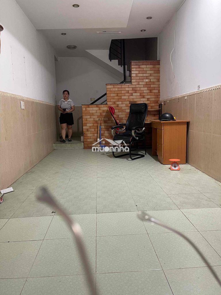 Cho thuê nhà nguyên căn ông ích khiêm-q11-35m2-2 tầng-6.8tr/th