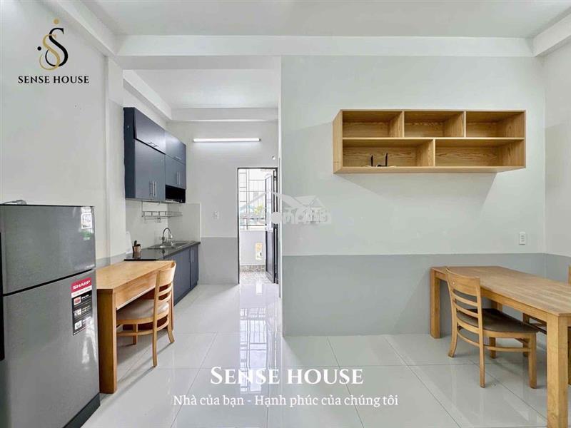 Căn hộ ban công - rộng 40m2 | full nội thất ngay khu họ lê