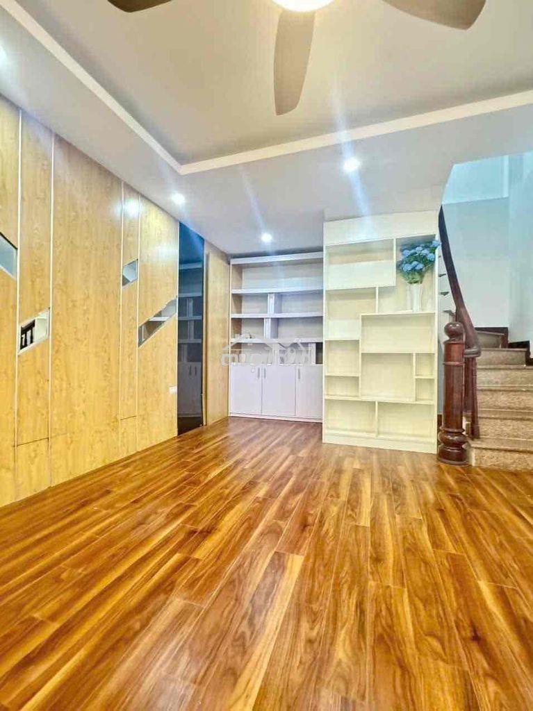 Bán nhà quận 10 45m2 - 4 tầng - 3,5x13 - 4 phòng ngủ 7,4 tỷ - 4