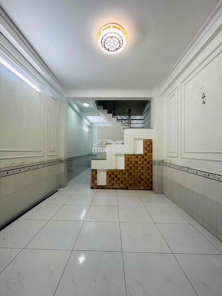 Cho thuê nguyên căn hẽm xe hơi huỳnh tấn phát