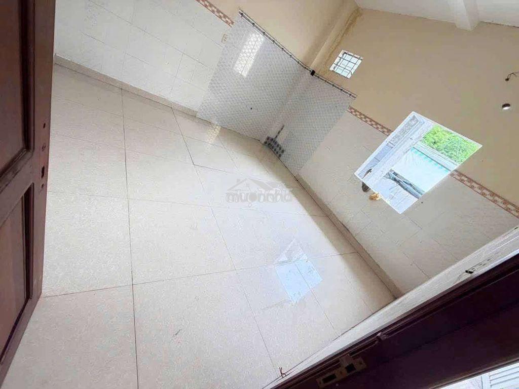 Nhà ngang 6 dài 23 3pn 4wc hẻm tải gần hoàng diệu 2, ở, làm vp, kho - 4