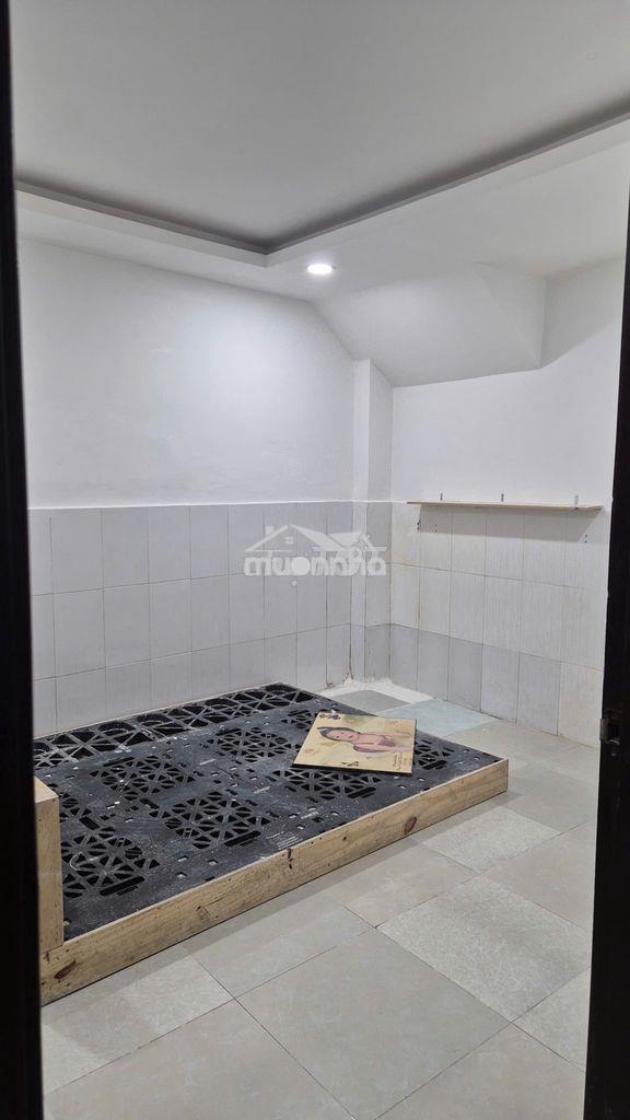 Cho thuê nhà nguyên căn 50m2 - 3