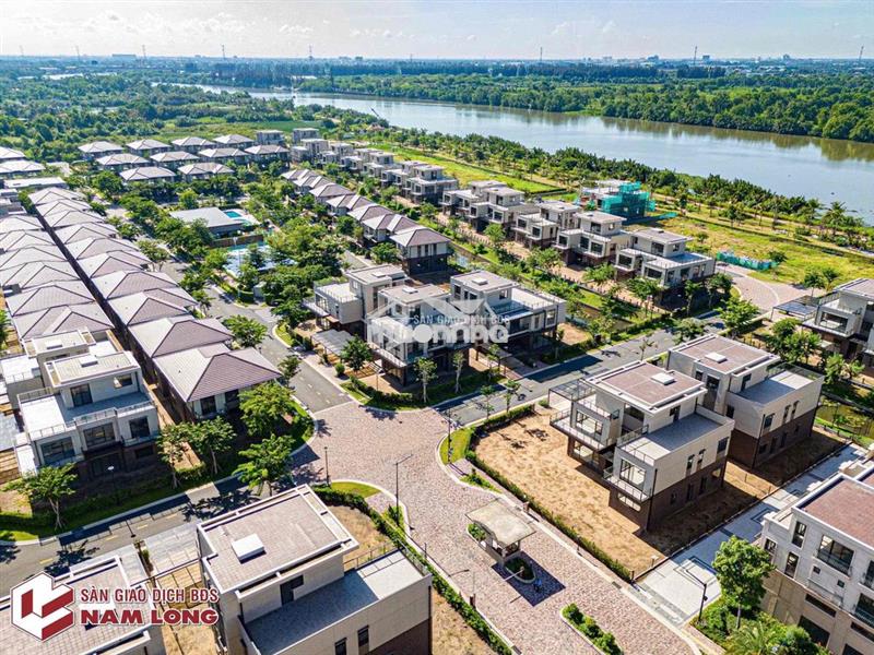 Bán biệt thự đơn lập mẫu 1 trệt 2 lầu 300m2 đất giá 10,5 tỷ
