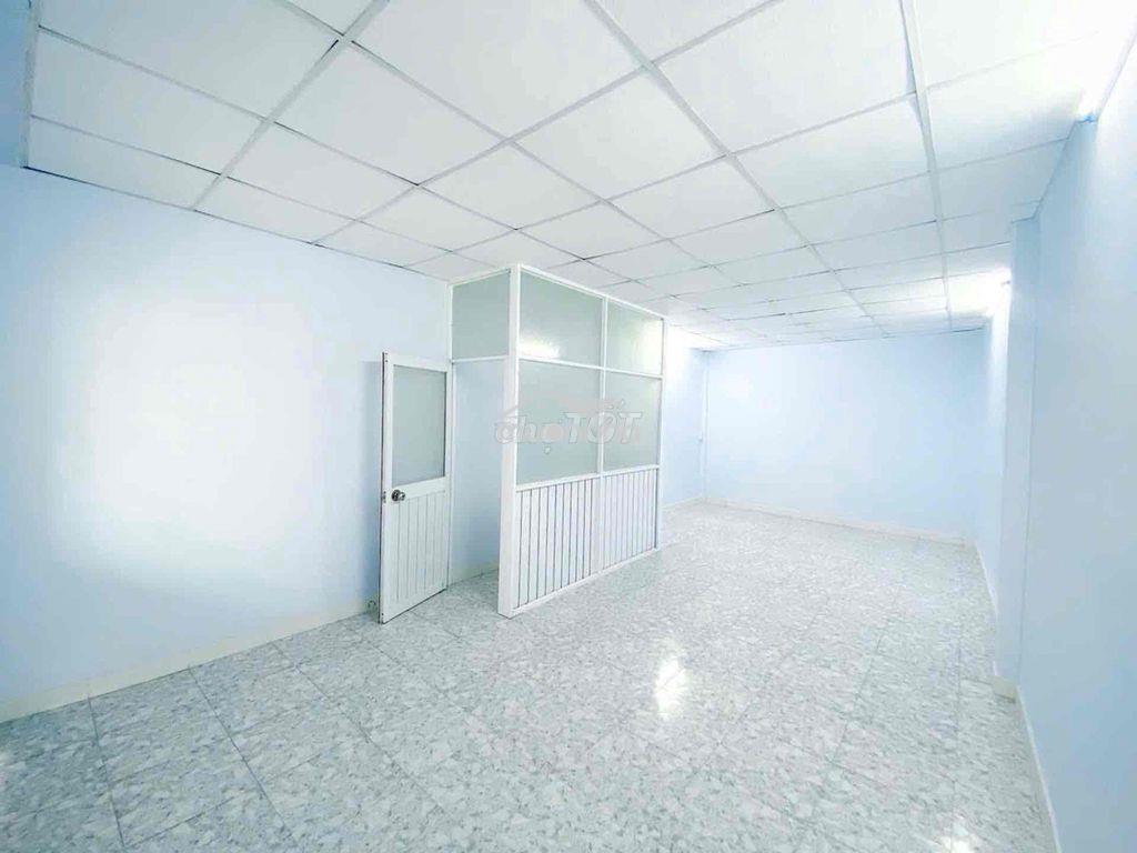 🔥Nhà nguyễn trọng tuyển  1/ sát mặt tiền 3tầng btct sd 70m2 chỉ 4,4ty - 3