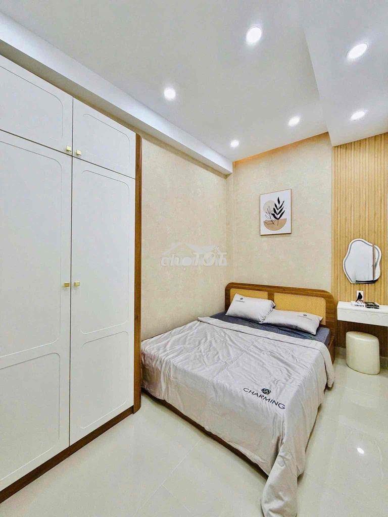 Hẻm 6m thạch lam, 2 tấm, 4 x 18m, 3 phòng ngủ, 3 wc - 2