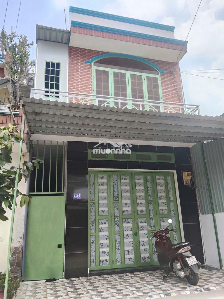 Nhà chợ dĩ an 2, + 3 p trọ thu nhập. vị trí kinh doanh tốt.