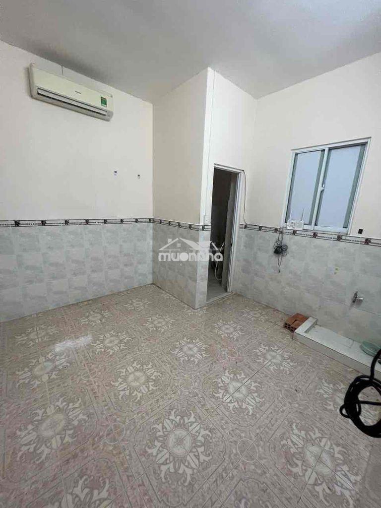 Phòng trọ có máy lạnh quận 4 - 3