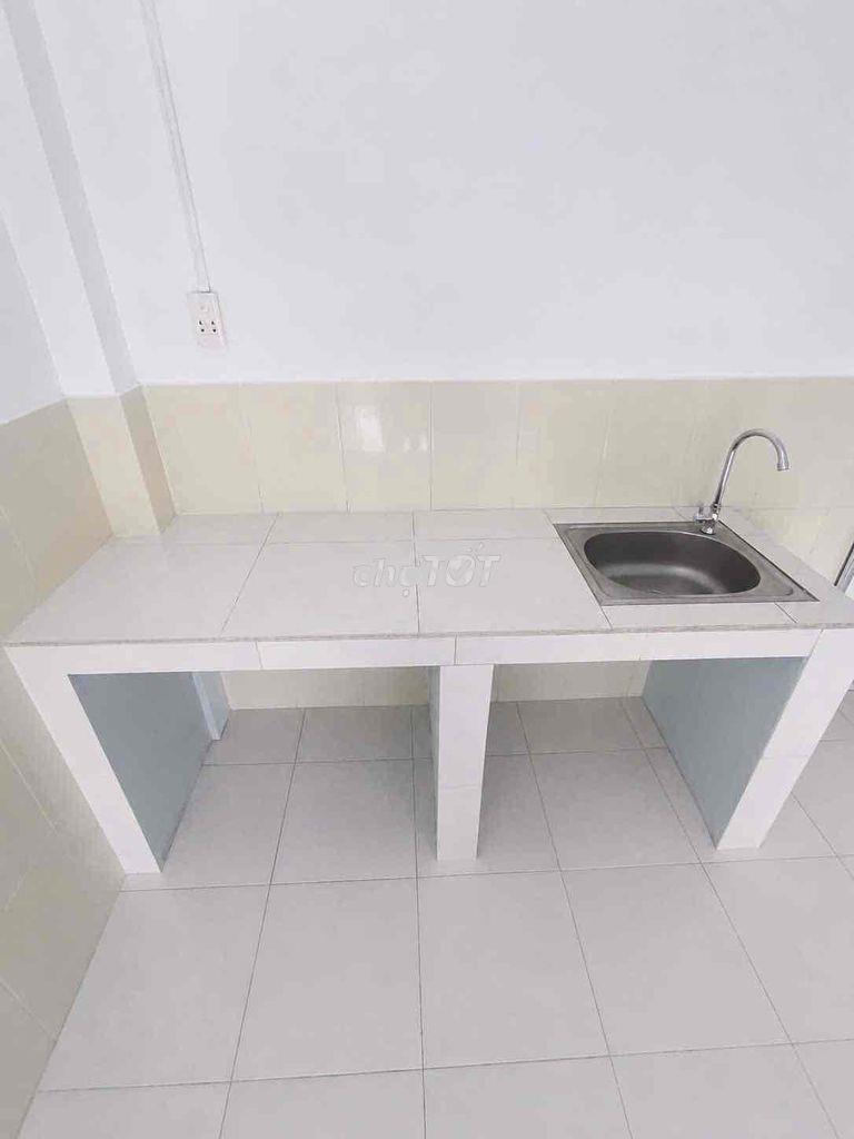 Phòng sẵn ở luôn. giờ giấc tự do không chung chủ - 3