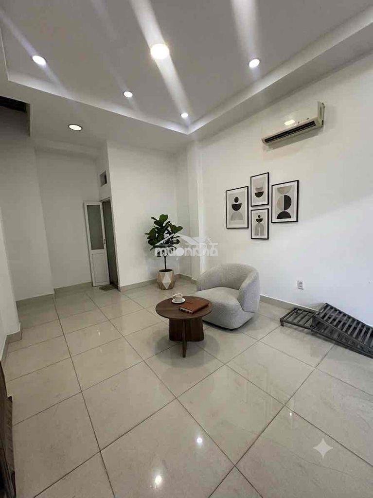 Nguyên căn 25m2 - mặt tiền đường 8m - có vỉa hè - có cửa kiếng