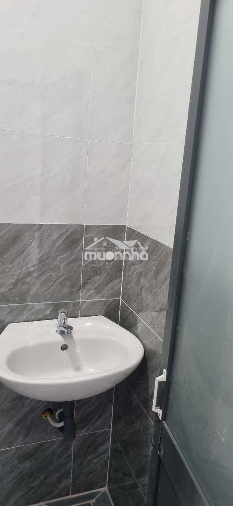 Nhà mới xây xong chưa ở