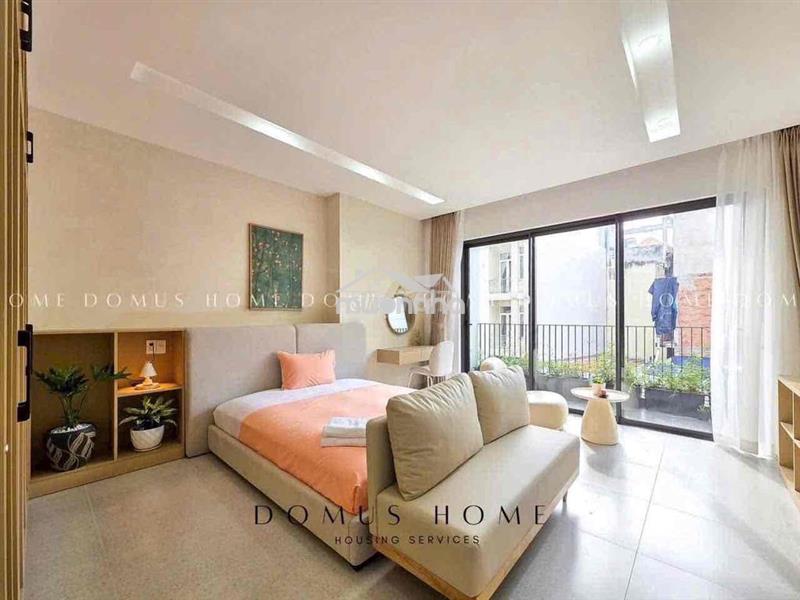 Căn hộ studio rộng 38m2 ban công lớn tại nguyễn gia trí gần đh hutech